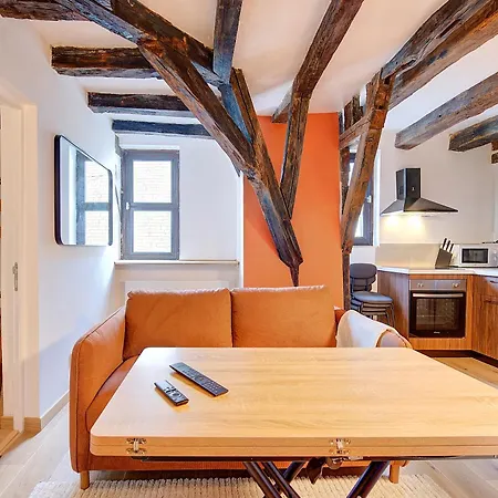 Appartement Avec 2 Chambres, Bureau Et Wifi Fibre *