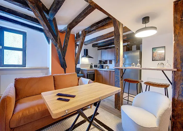 Avec 2 Chambres, Bureau Et Wifi Fibre *