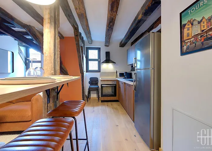 Avec 2 Chambres, Bureau Et Wifi Fibre Апартаменти Тур