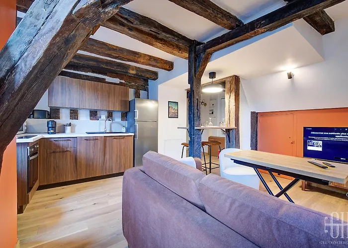 Avec 2 Chambres, Bureau Et Wifi Fibre Tours